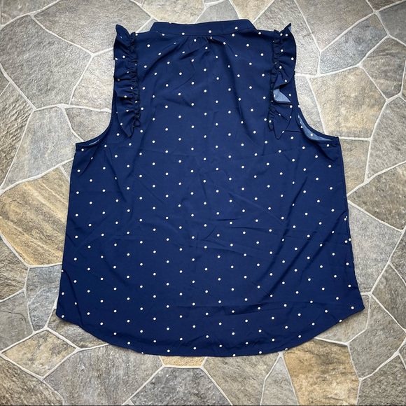Lara Fashion Polka Dot Sleeveless Top - Picture 2 of 7